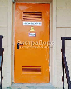 Противопожарные двери с решеткой от производителя в Наро фоминске  купить