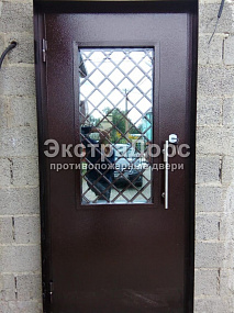 Противопожарные двери со стеклом от производителя в Наро фоминске  купить